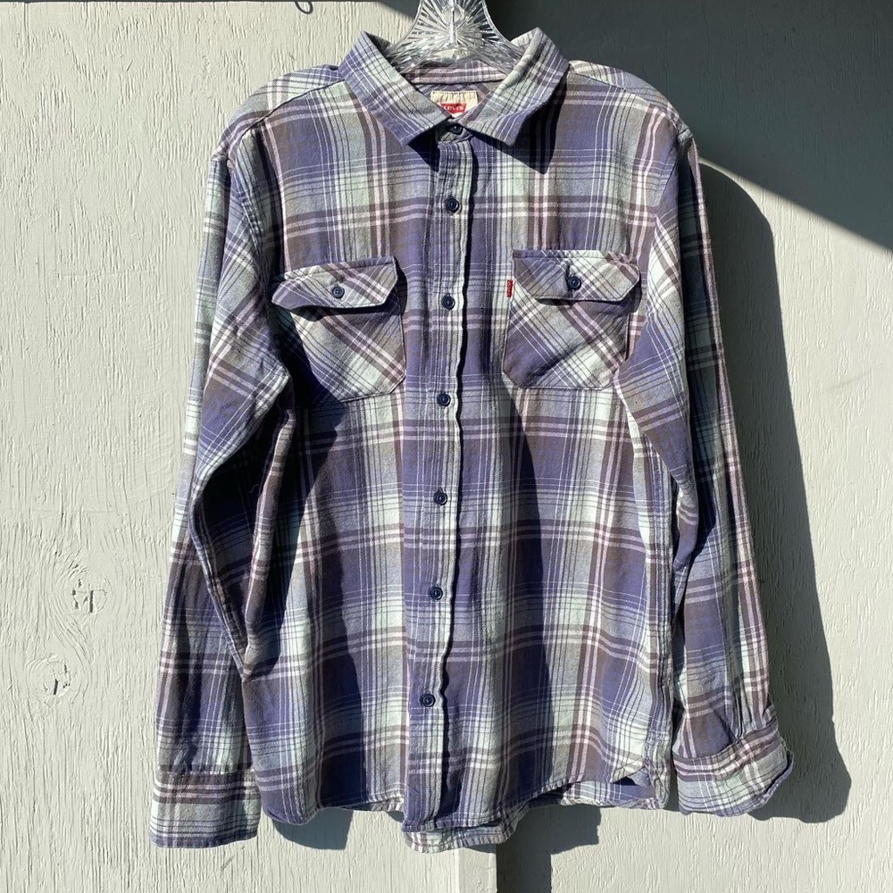 Levi’s purple plaid shirt